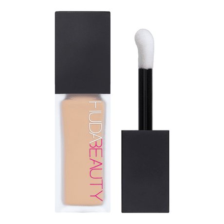 HUDA BEAUTY Fauxfilter Luminous Matte Liquid Concealer