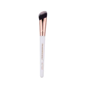beautilicious-pro-medium-sized-detailed-angled-kabuki-brush-blf-223