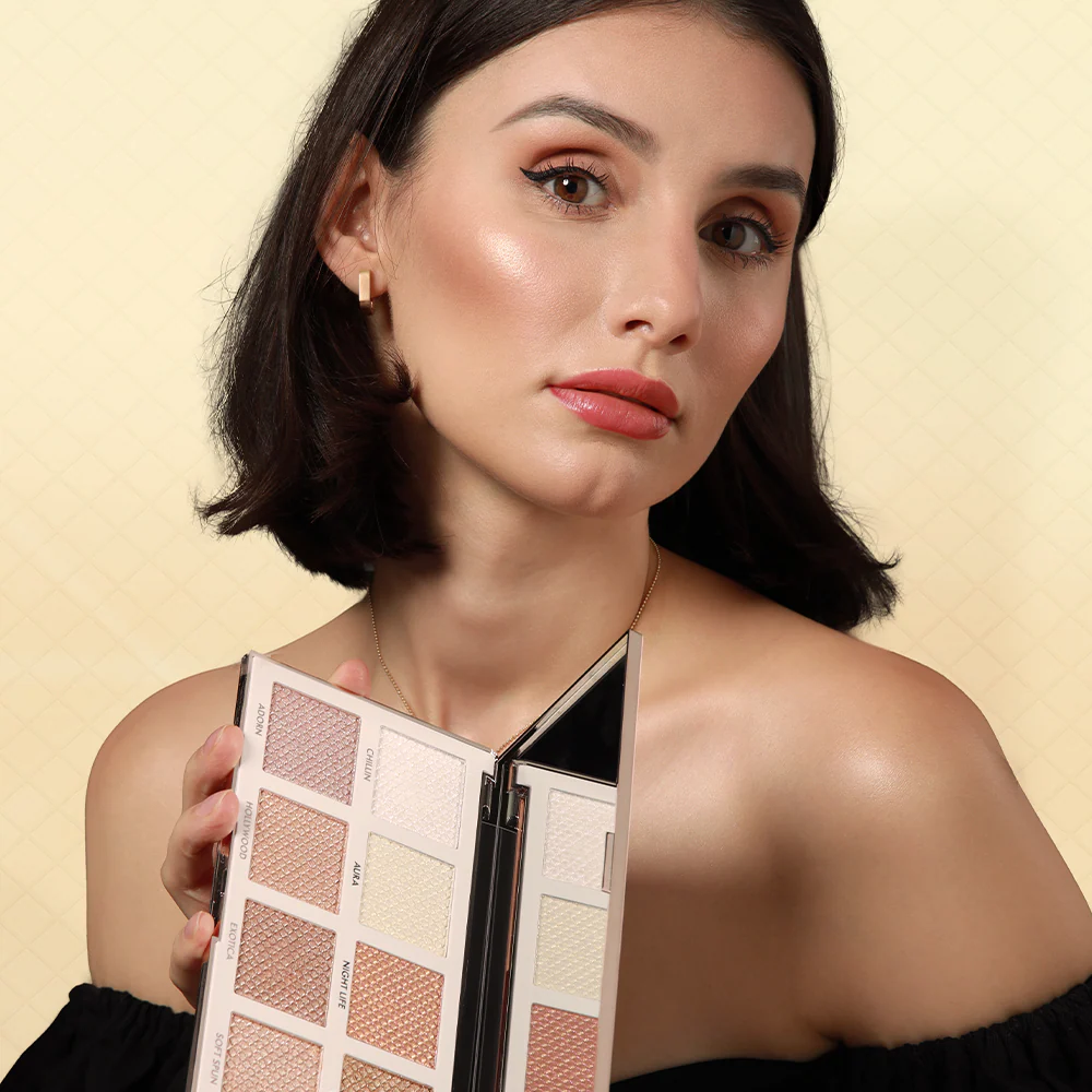 FOREVER 52 Essentials: 8-Color Highlight Palette - Image 3