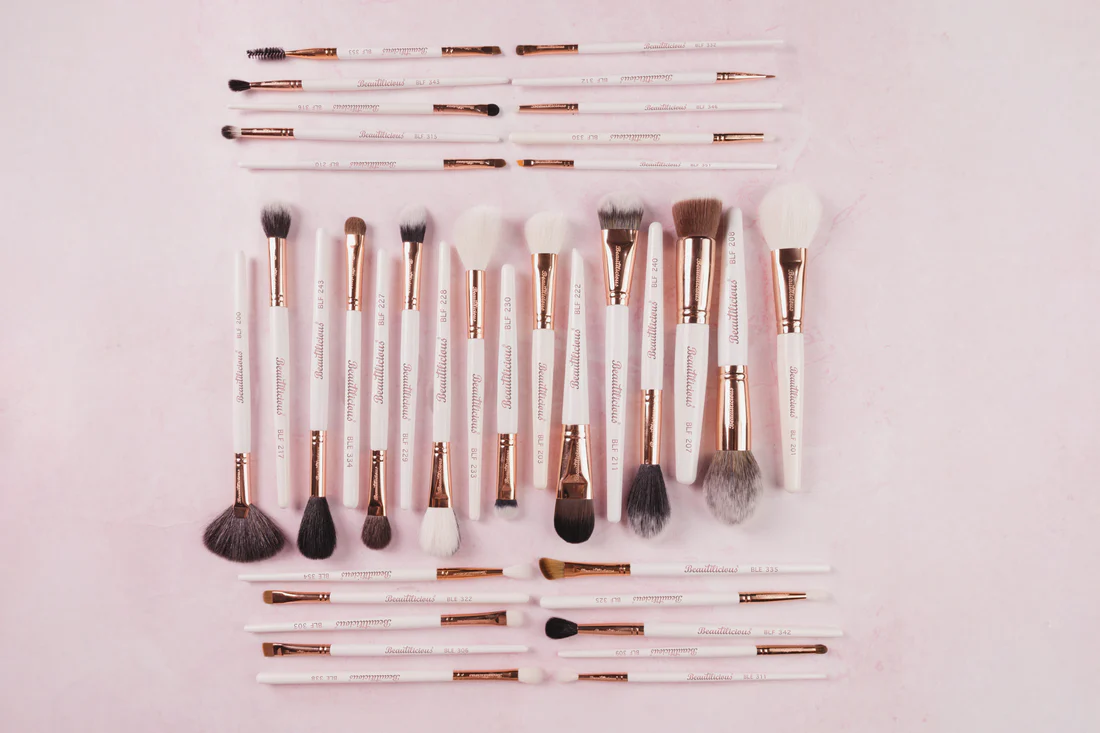 BEAUTILICIOUS The Ultimate Blend Bank – 36 Piece Masterstroke Brush Set (36 Brushes) - Image 2